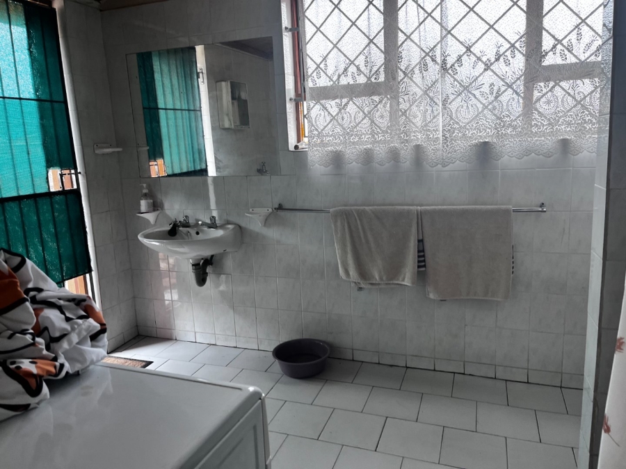 3 Bedroom Property for Sale in Algoa Park Eastern Cape